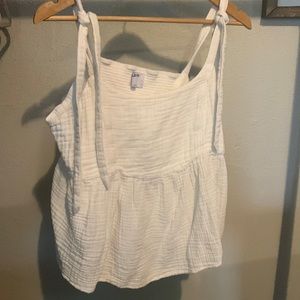Old navy tank top